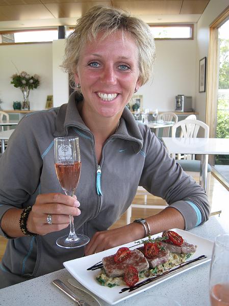 IMG_5018.JPG - Shantell Wineyard - Anette