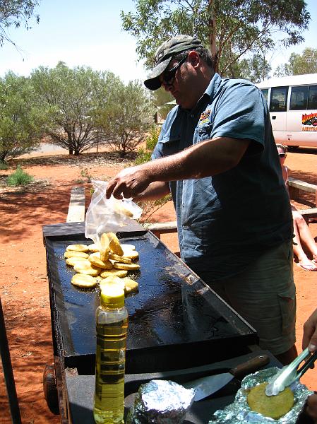 IMG_5851.JPG - Vores guide ved barbien