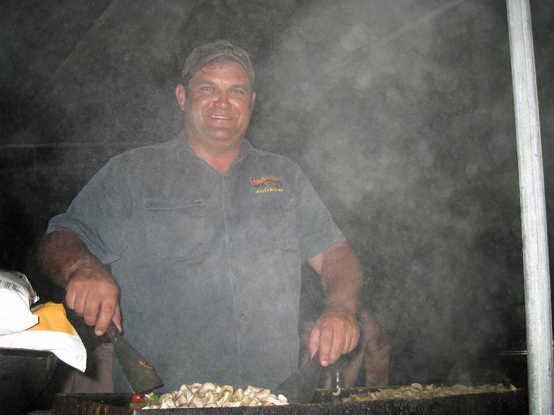 IMG_5990.JPG - Vores guide Damien i røg og damp